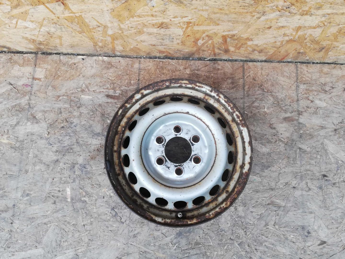 Диск колесный штампованный стальной