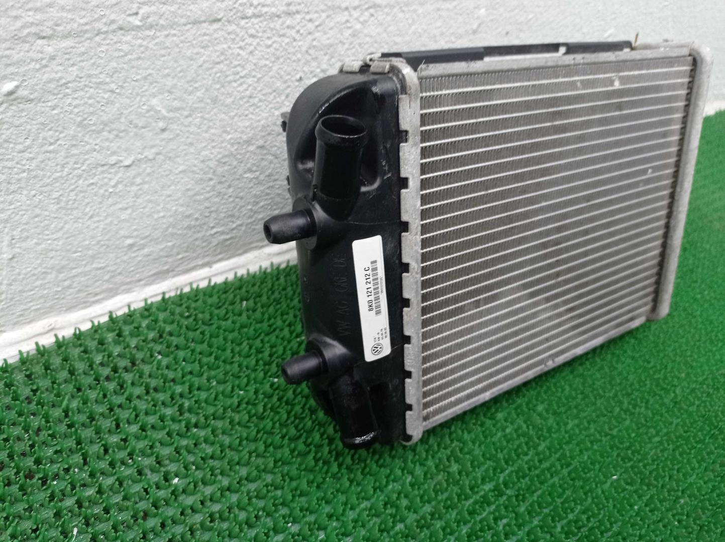 Радиатор охлаждения двигателя основной