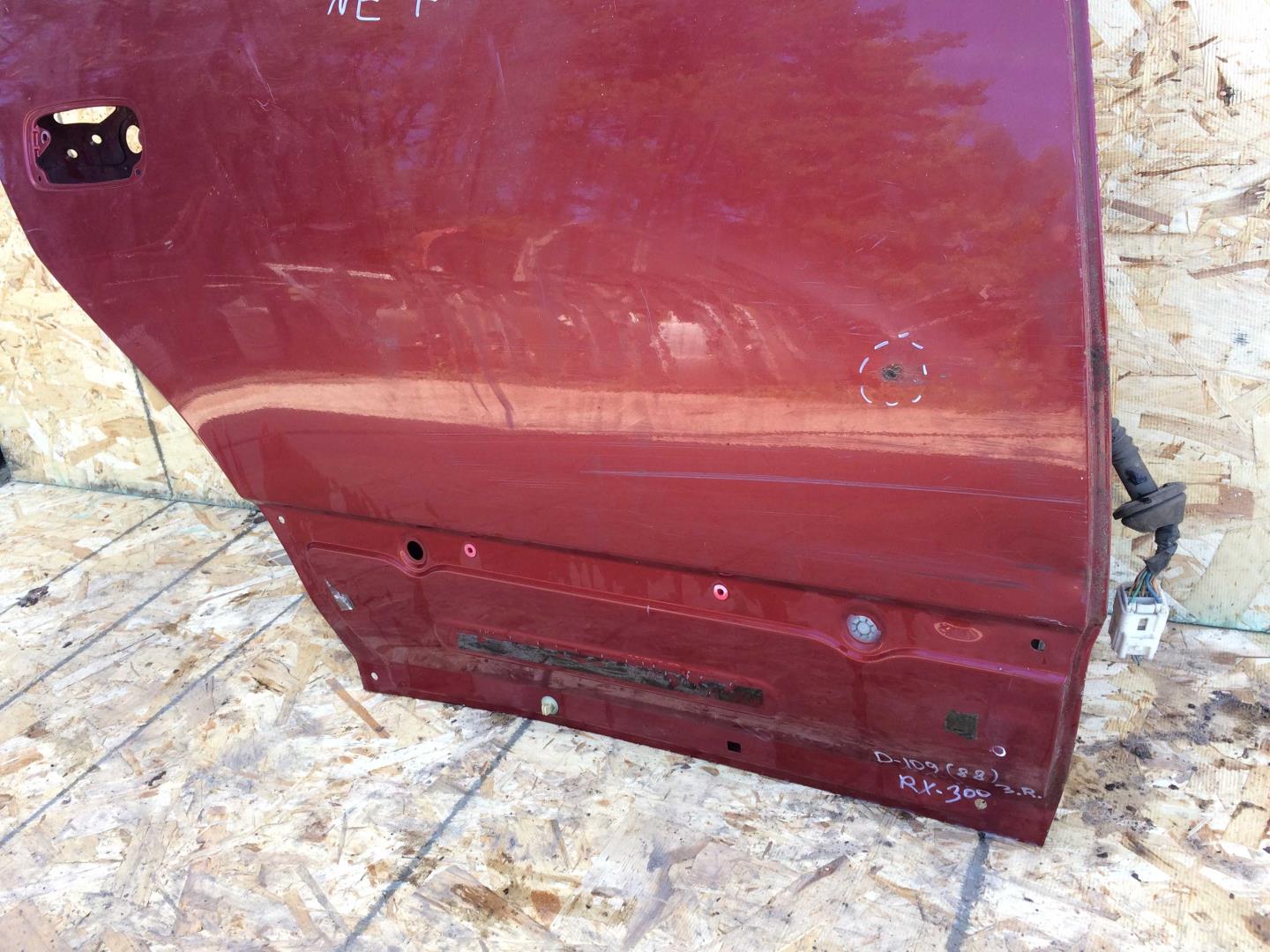 Дверь задняя правая