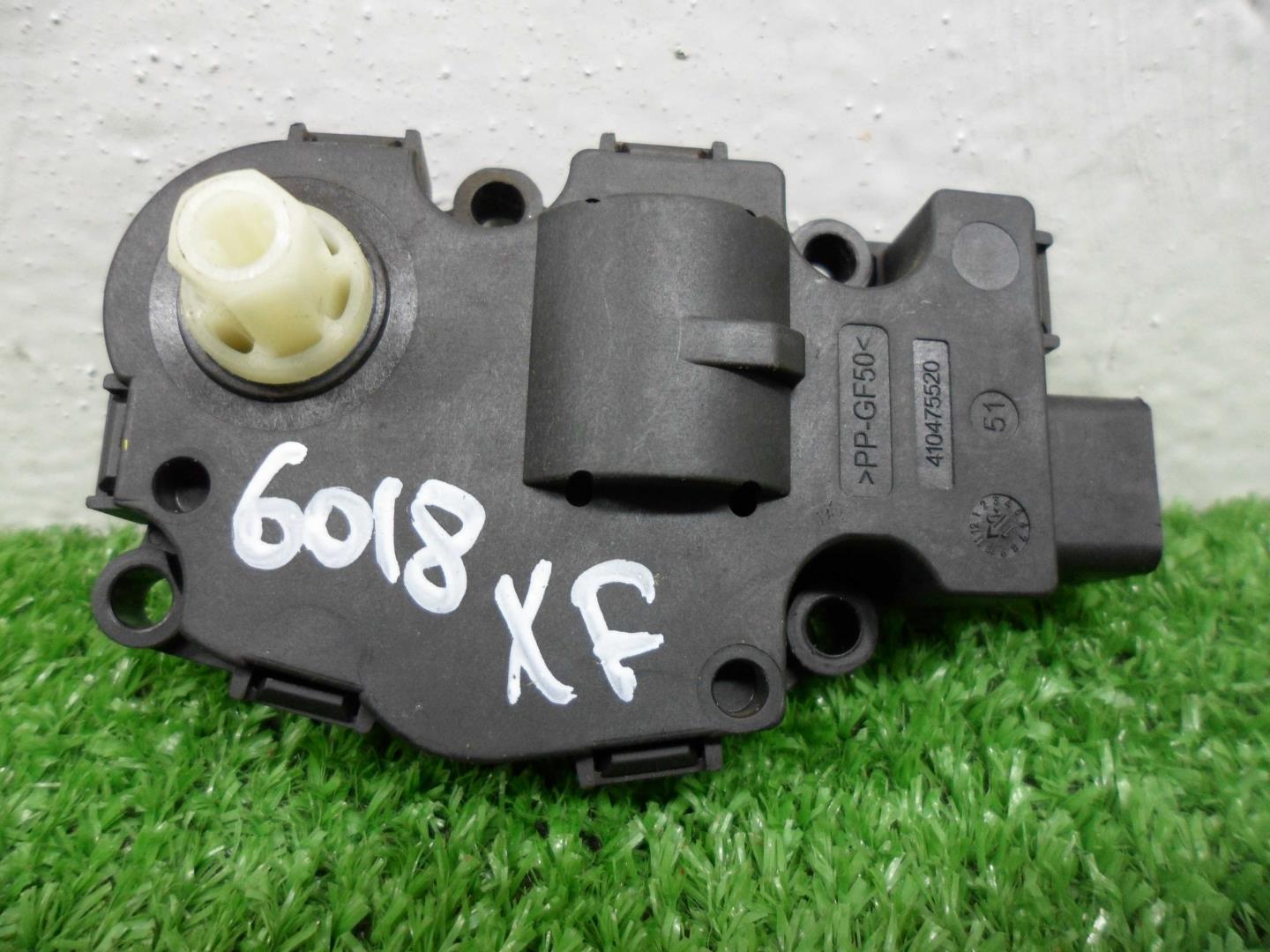 Моторчик заслонки печки