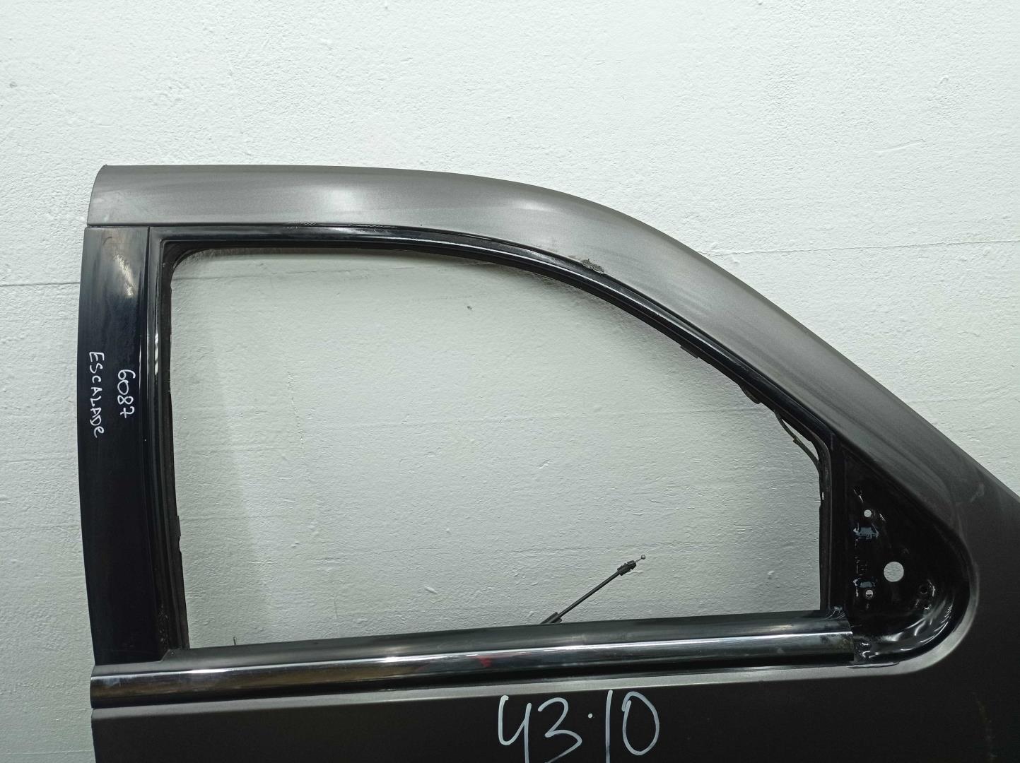 Замок двери передней правой