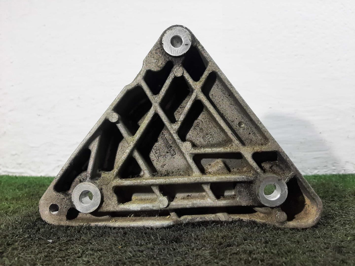 Кронштейн кондиционера