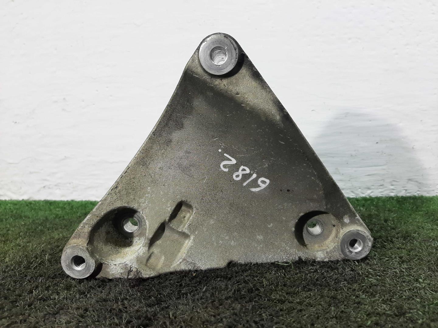 Кронштейн кондиционера