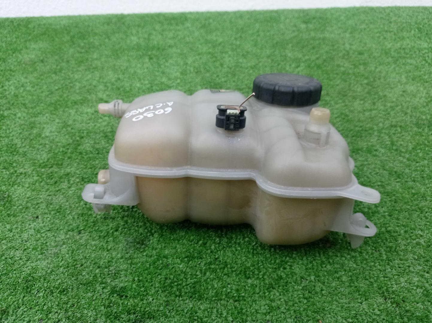 Бачок расширительный