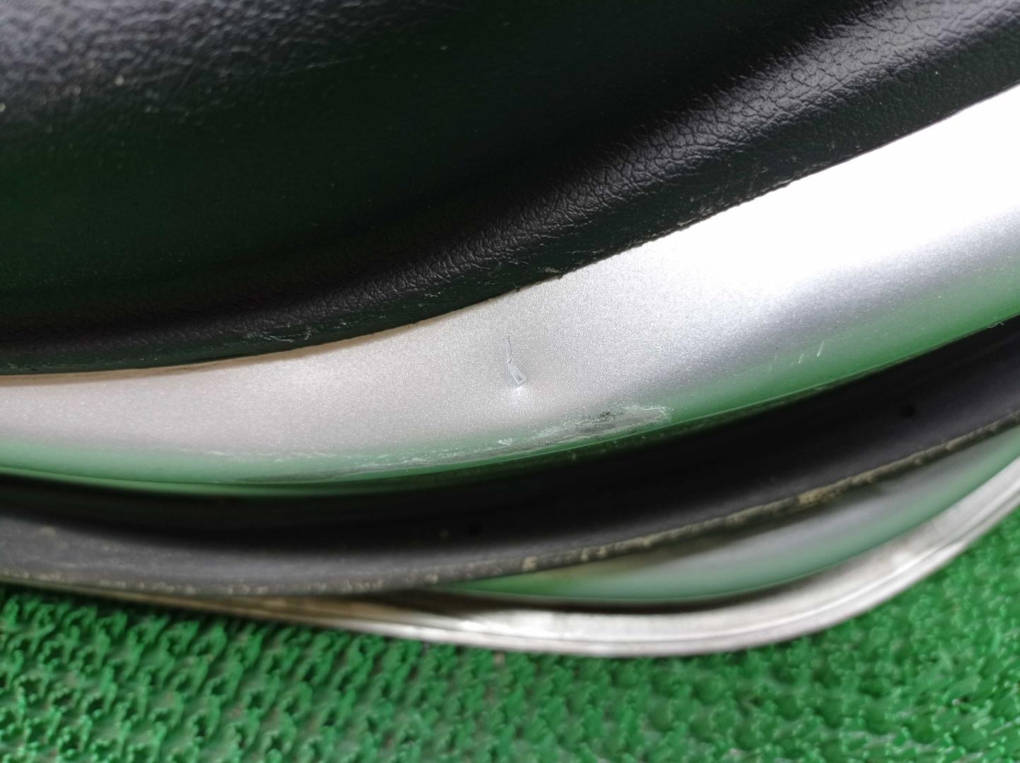 Стекло двери задней правой