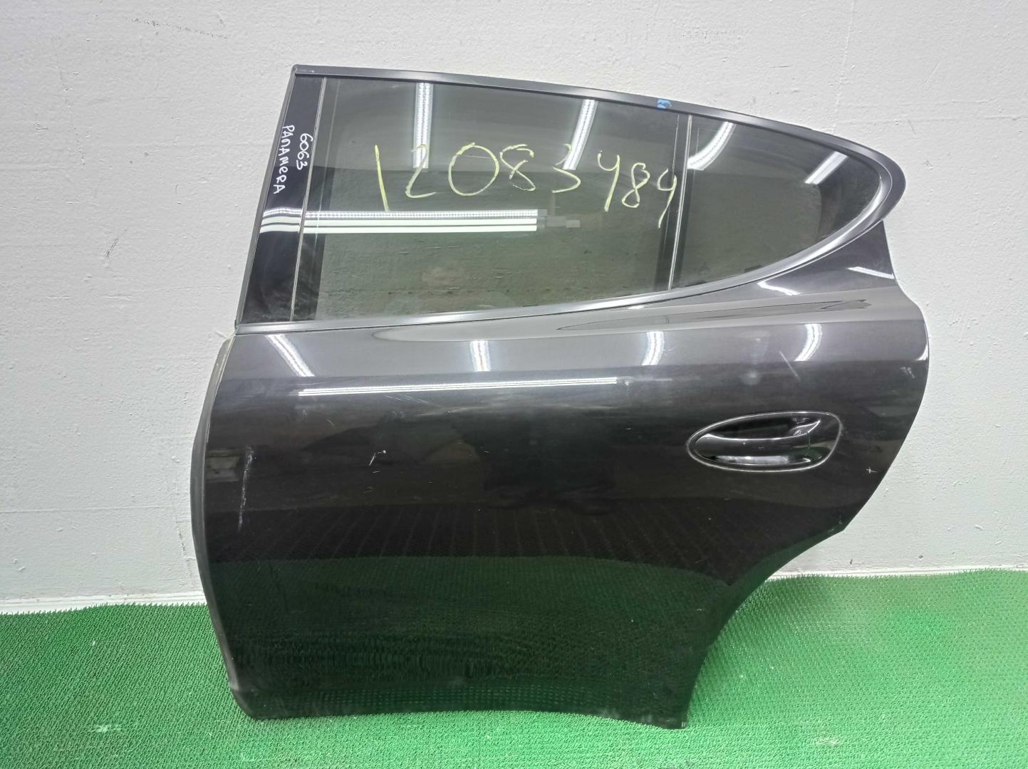 Ручка двери задней наружная левая