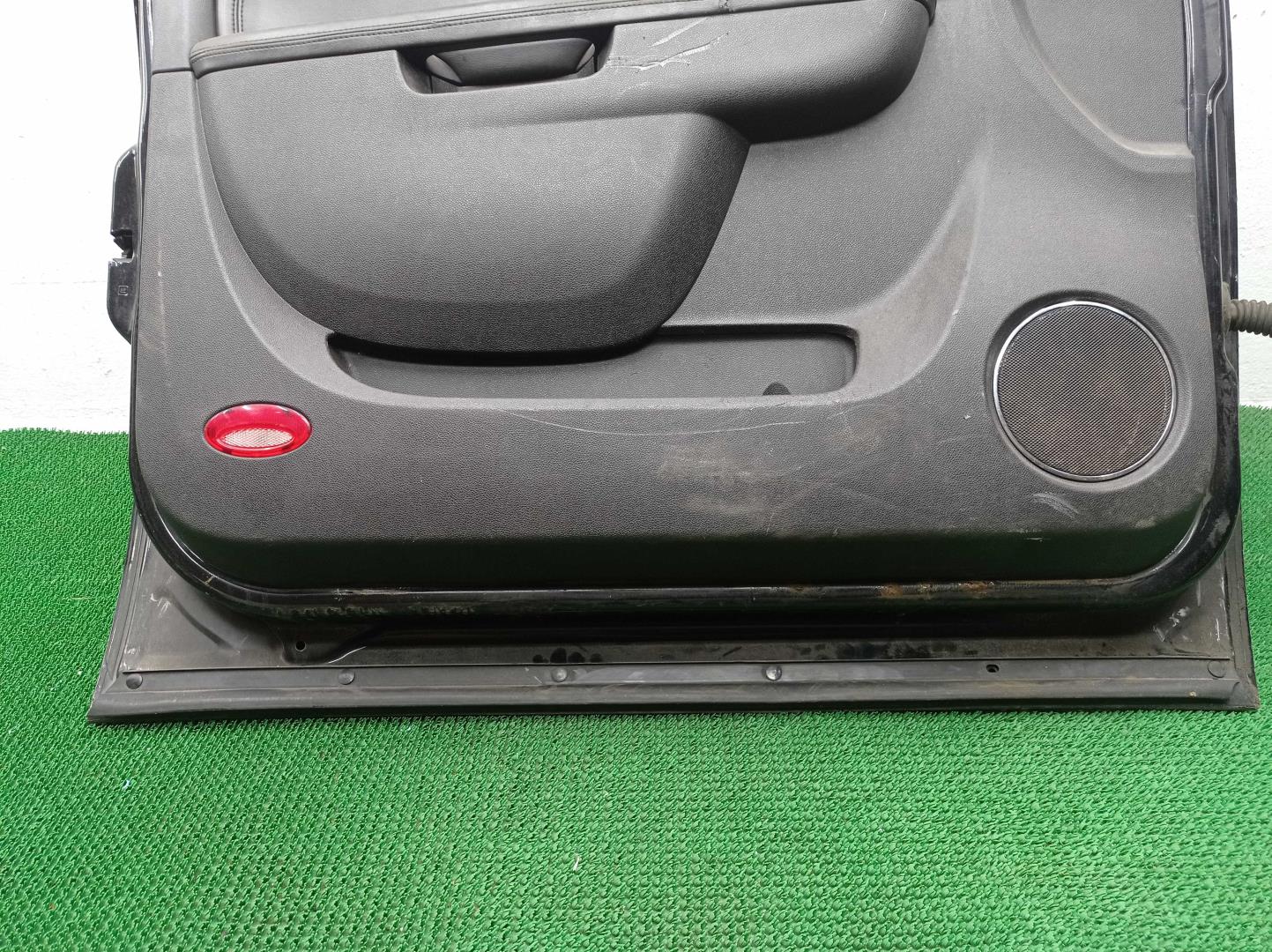 Стеклоподъемник электр. передний левый