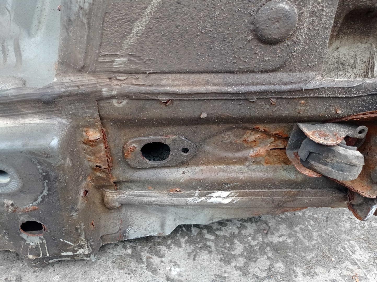 Крыло заднее левое