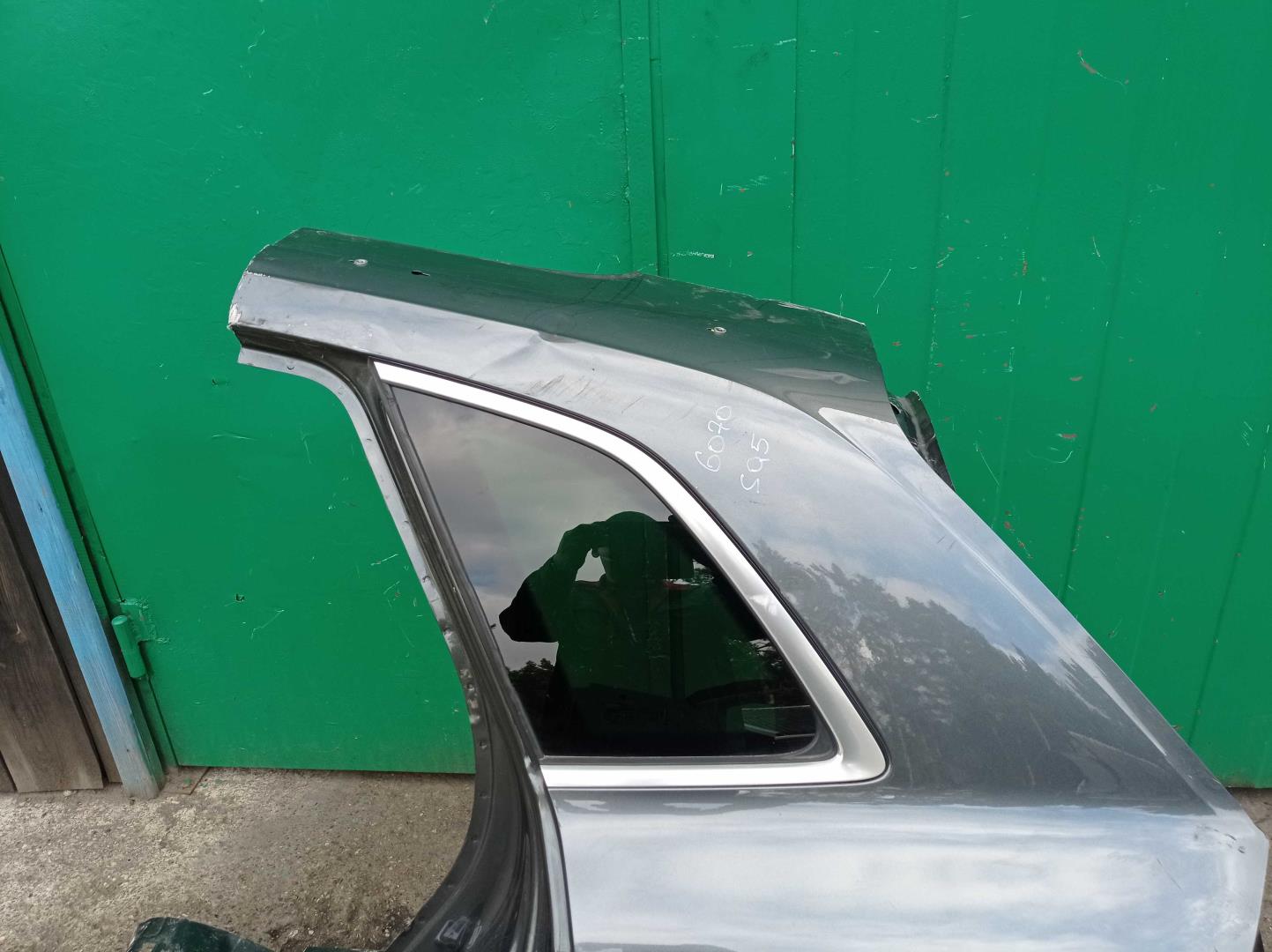 Крыло заднее левое