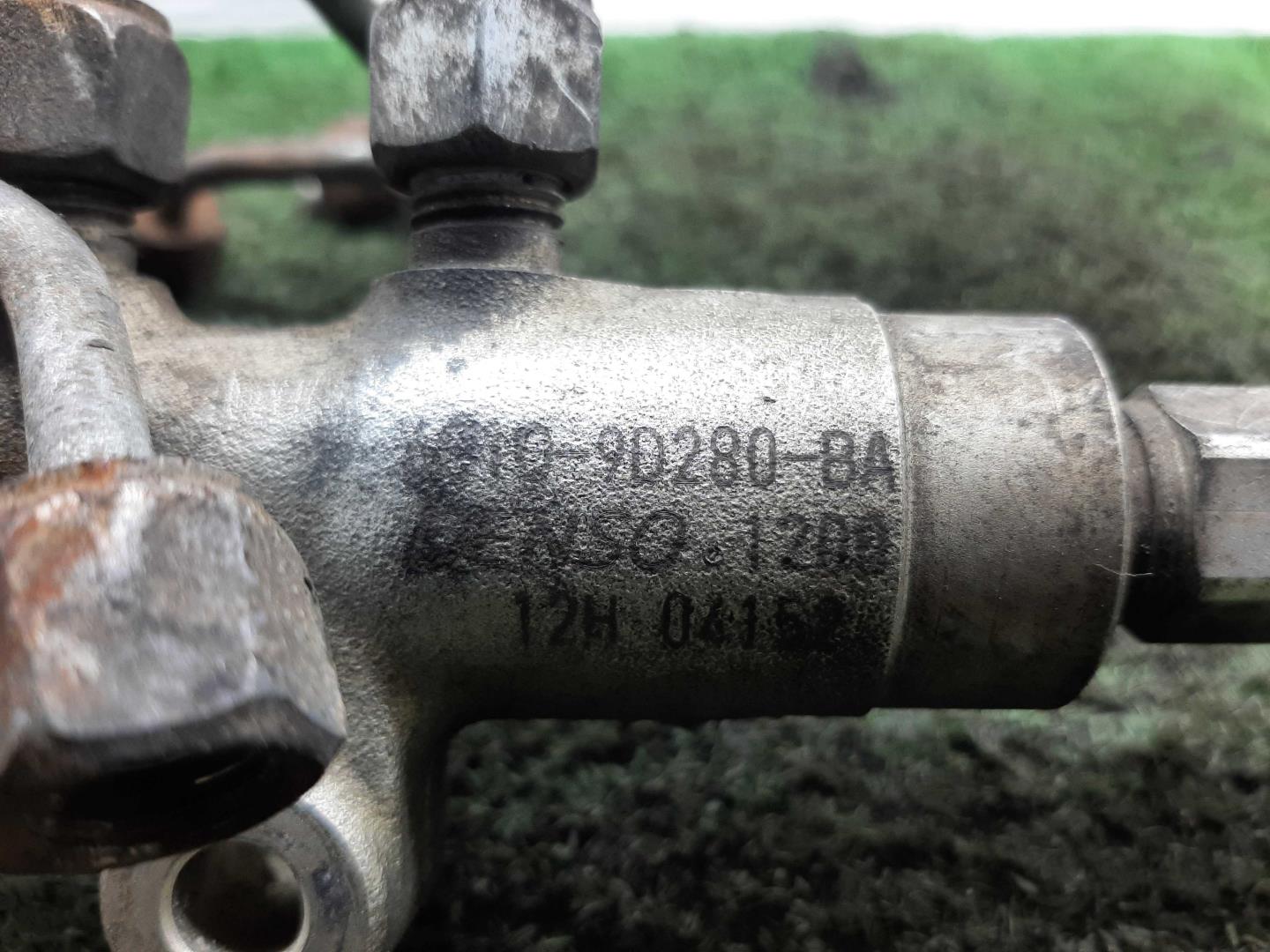 Рейка топливная (рампа)