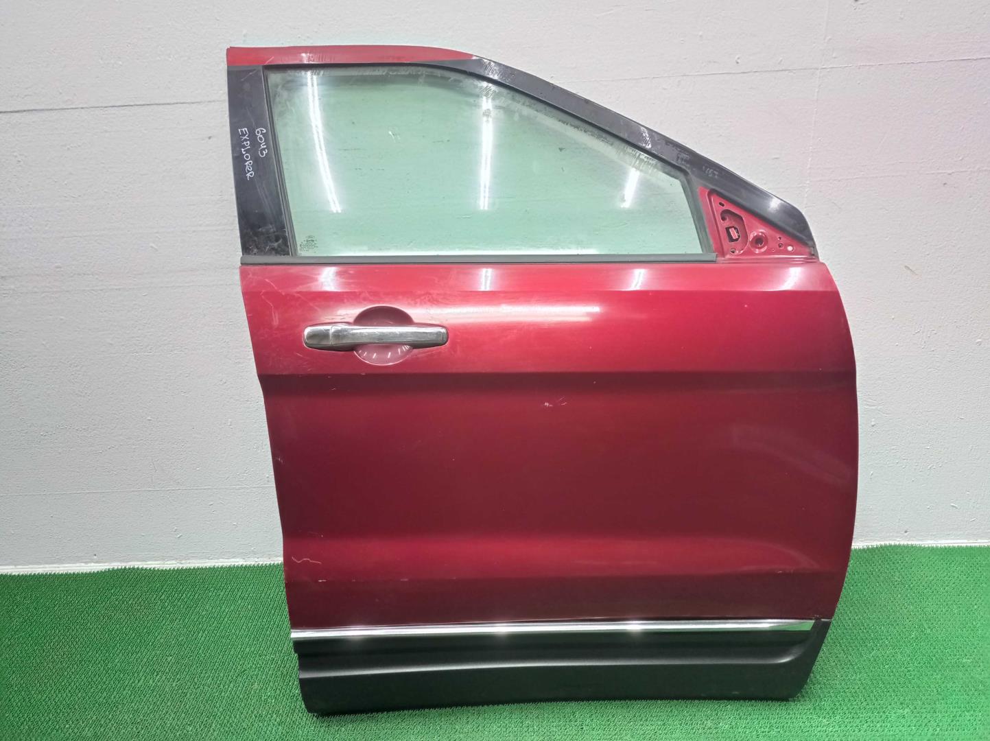 Стеклоподъемник электр. передний правый