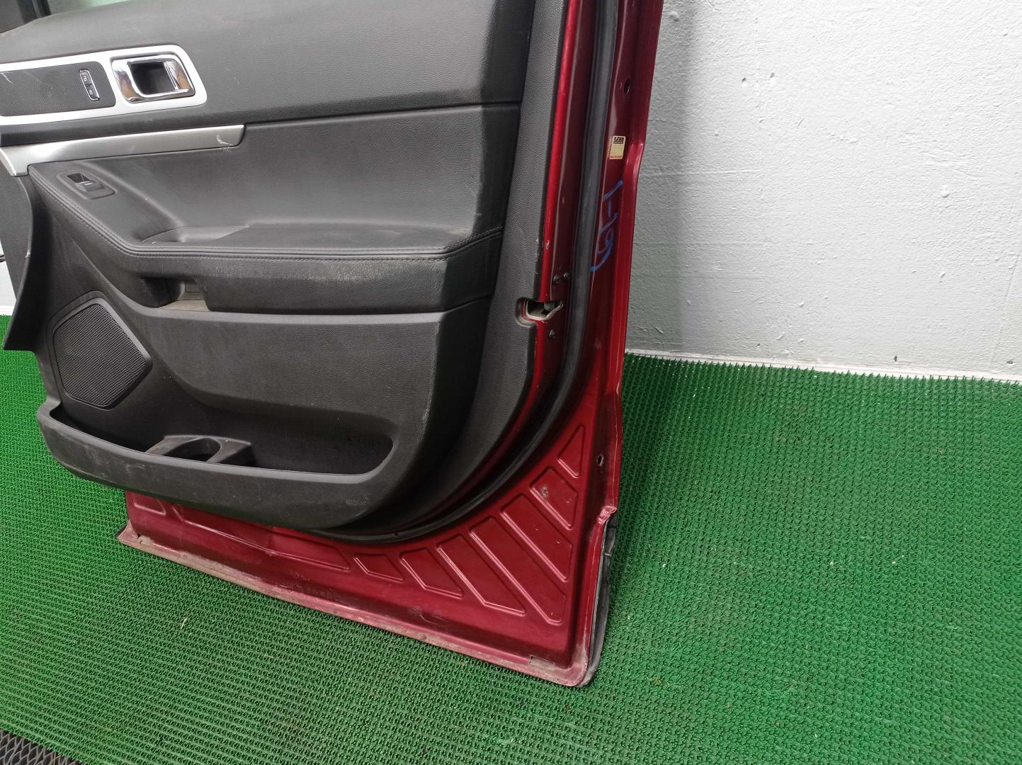 Стеклоподъемник электр. передний правый