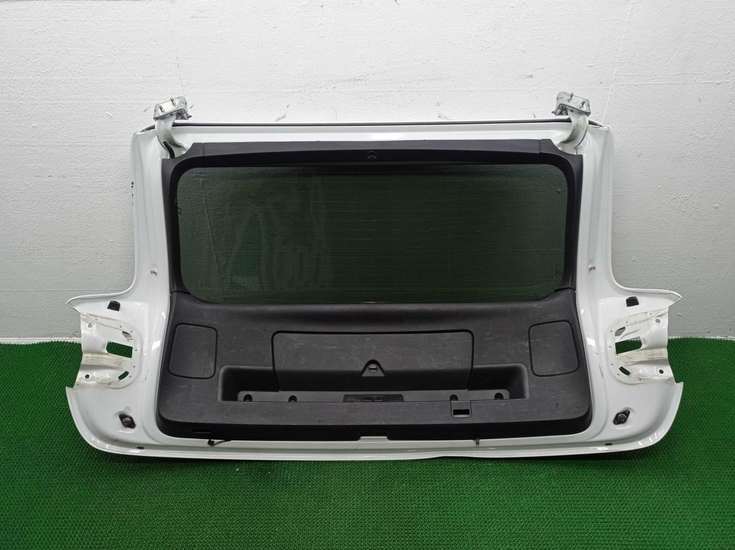 Крышка багажника