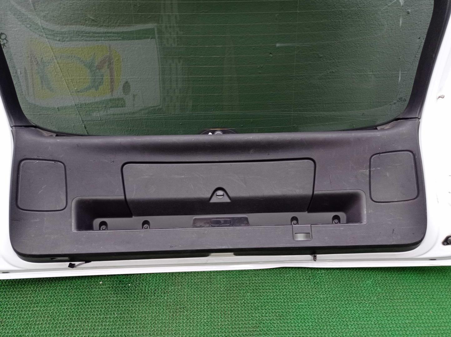 Крышка багажника