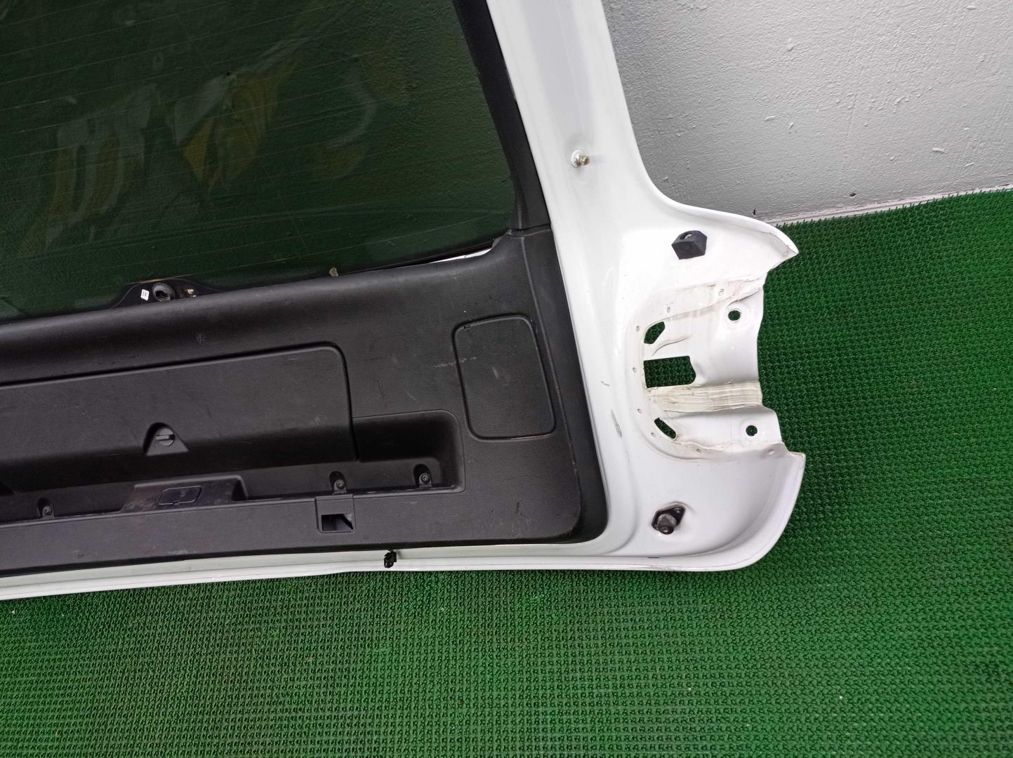 Крышка багажника