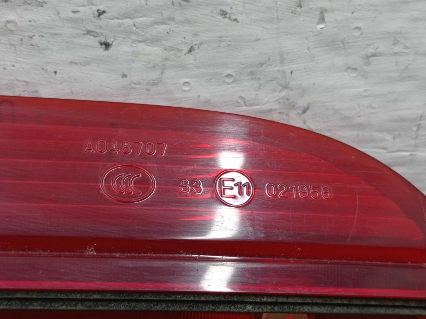 Фонарь задний (стоп сигнал)