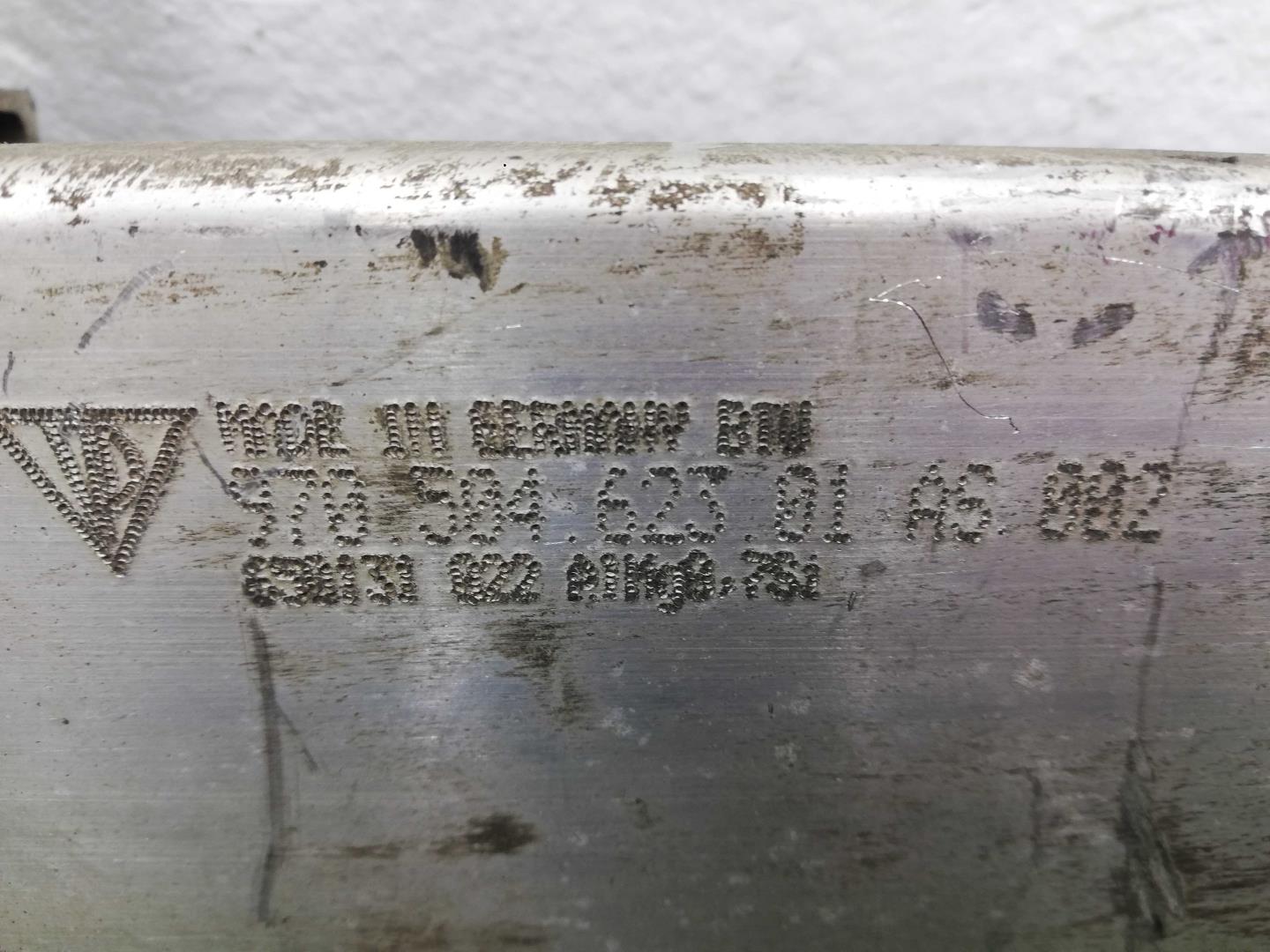 Кронштейн передней балки