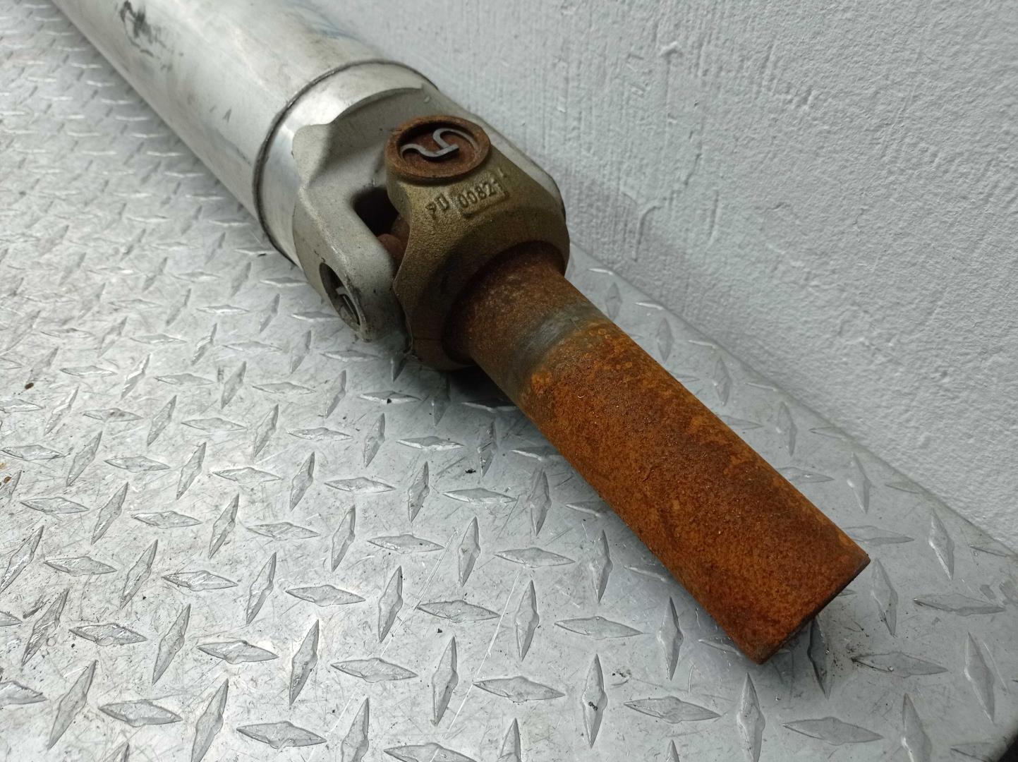 Вал карданный задний