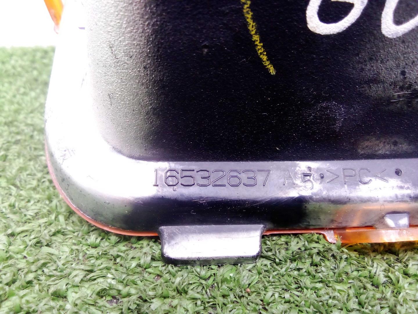 Указатель поворота левый