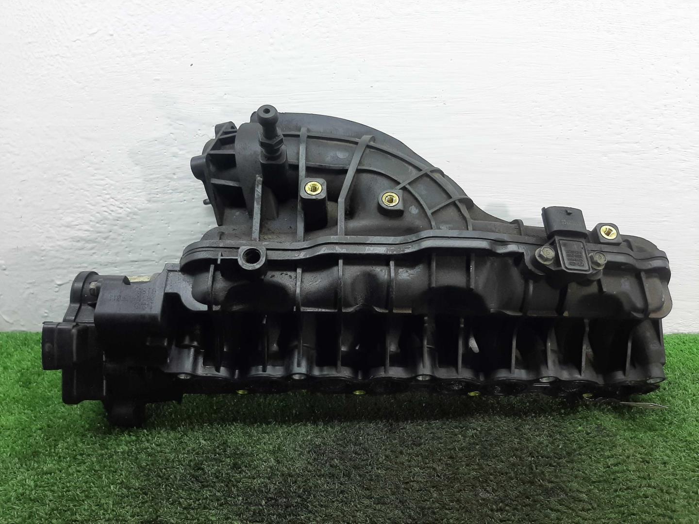 Коллектор впускной