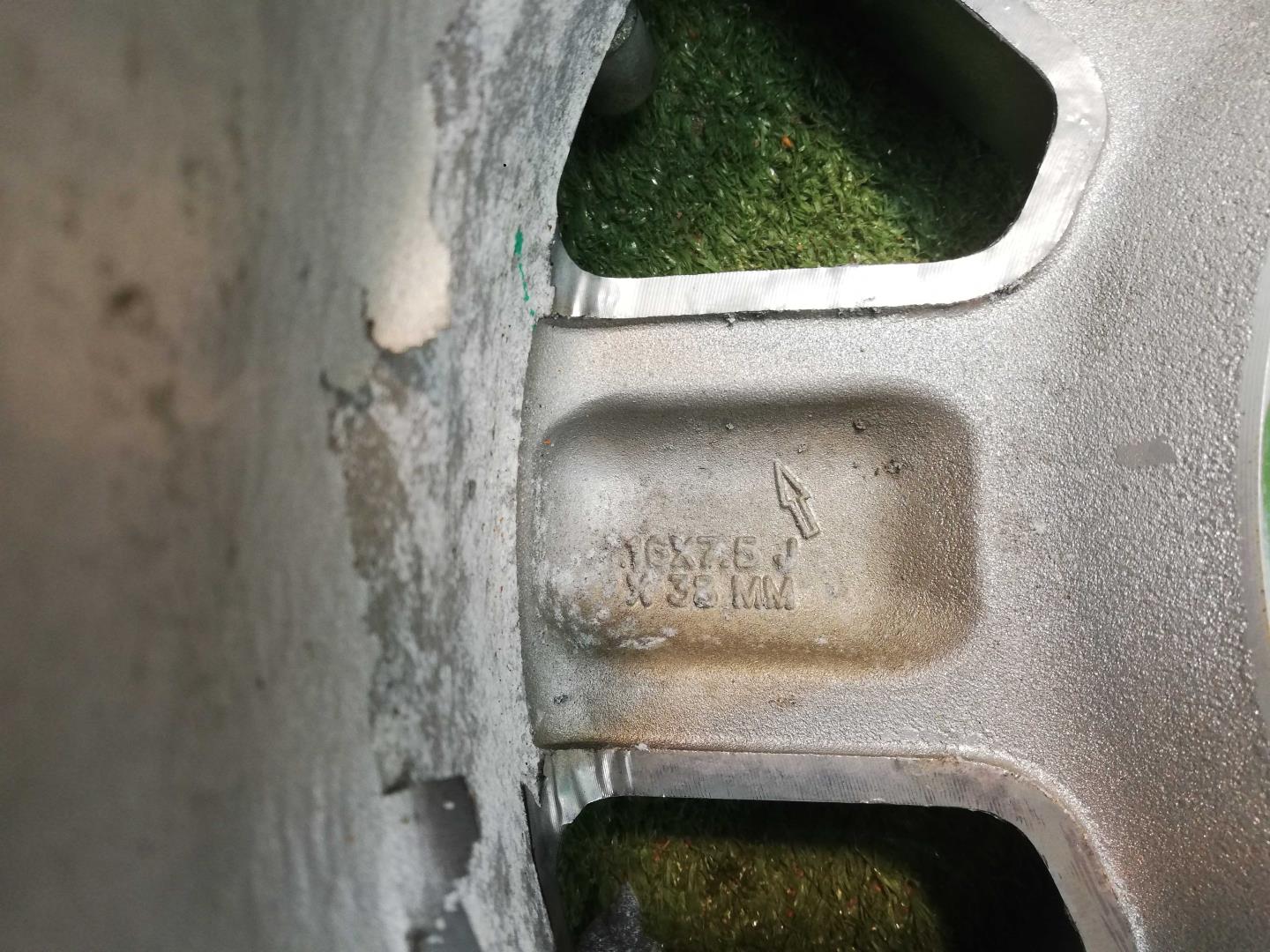 Диск колесный литой