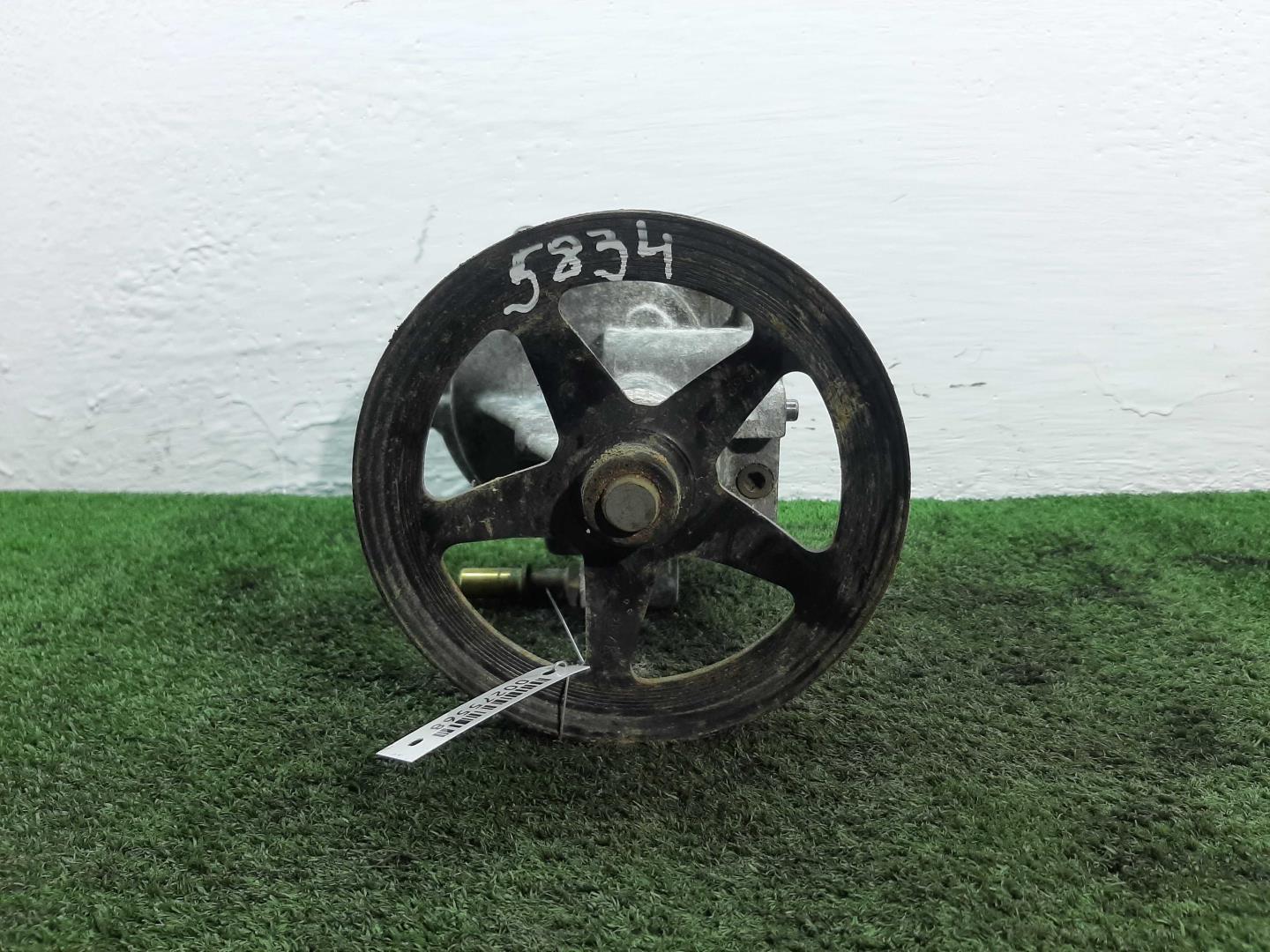 Насос вакуумный