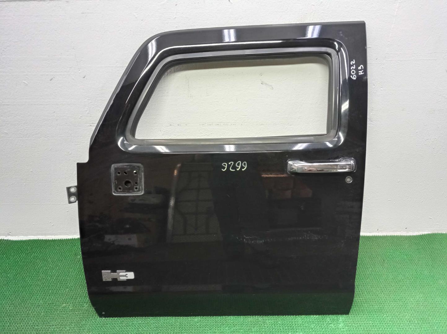 Дверь передняя левая