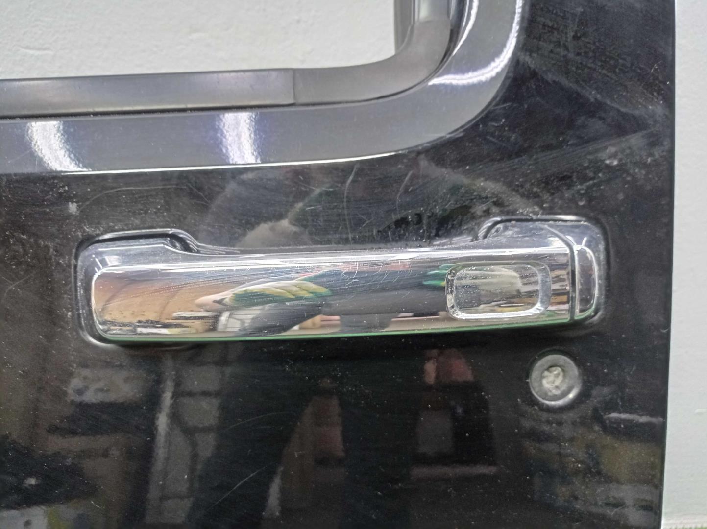 Ручка двери передней наружная левая