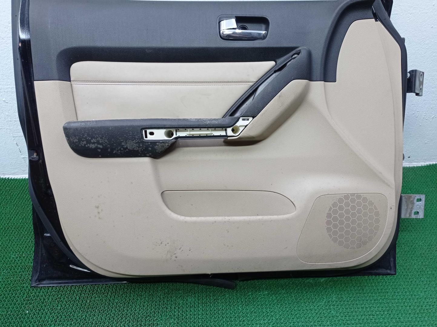 Ручка двери передней наружная левая