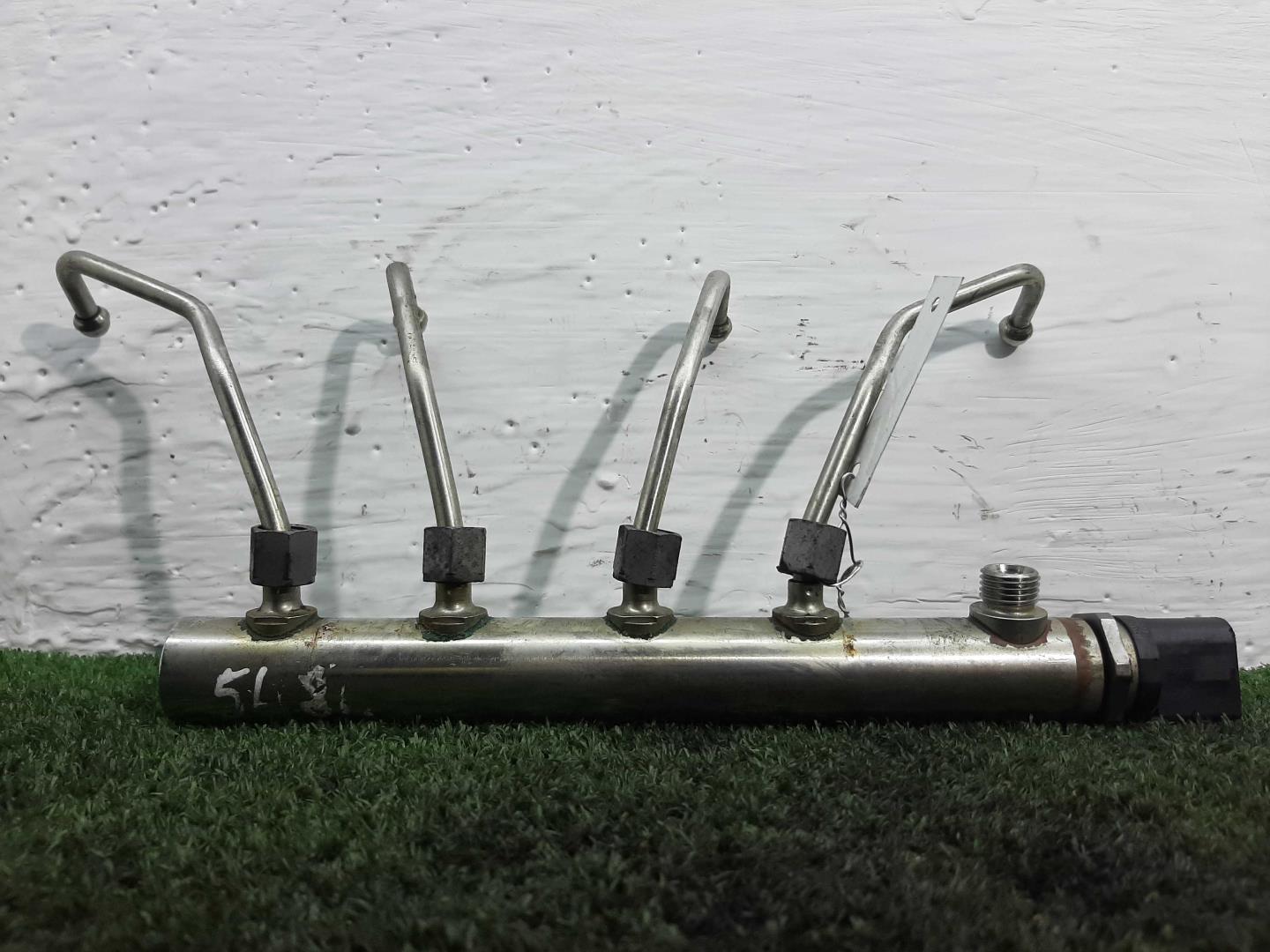 Рейка топливная (рампа)