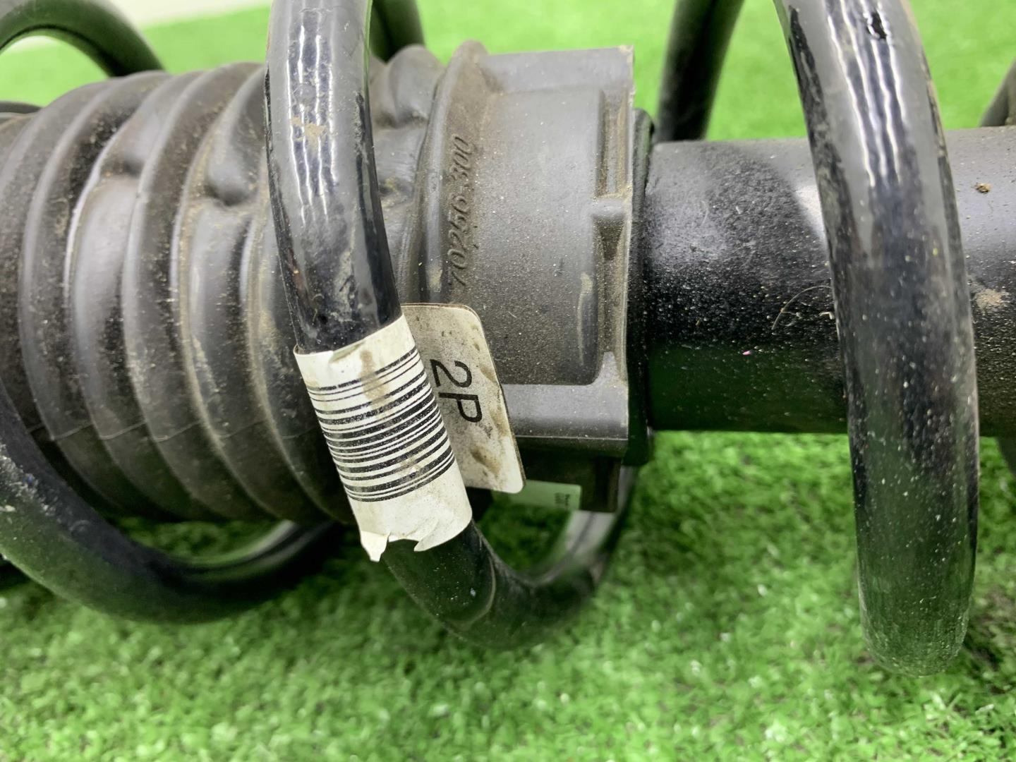 Амортизатор задний правый