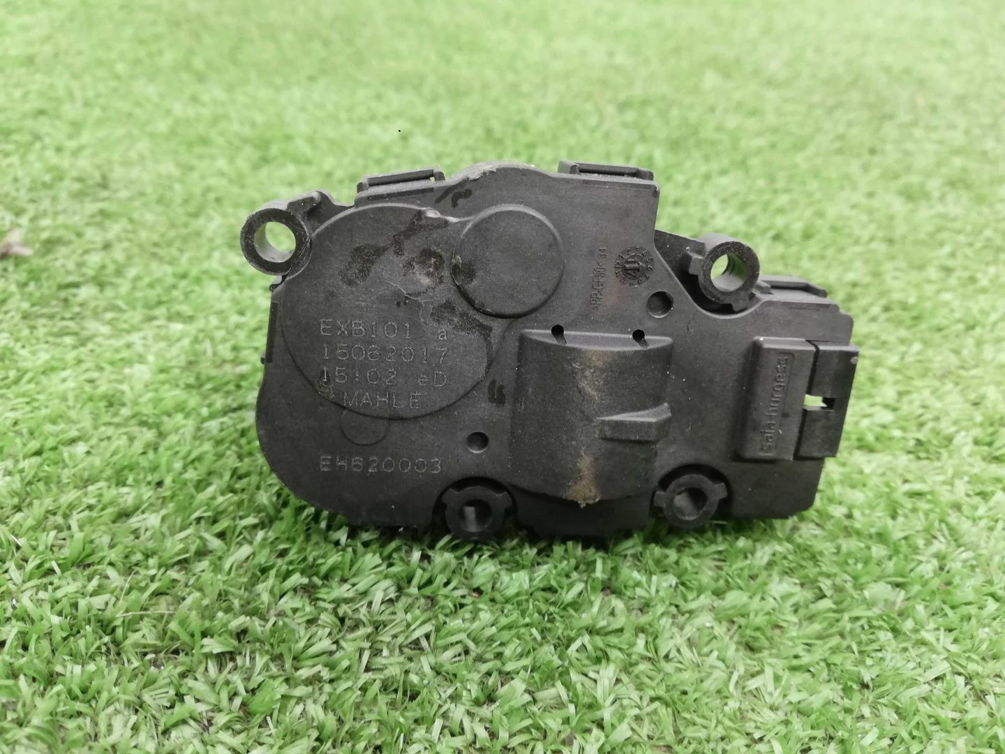 Моторчик заслонки печки