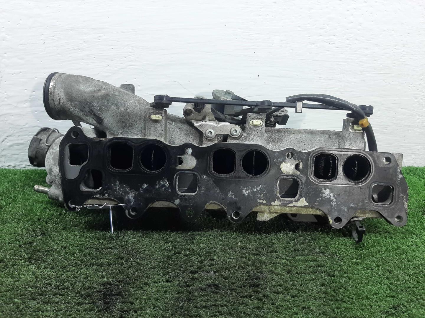 Коллектор впускной