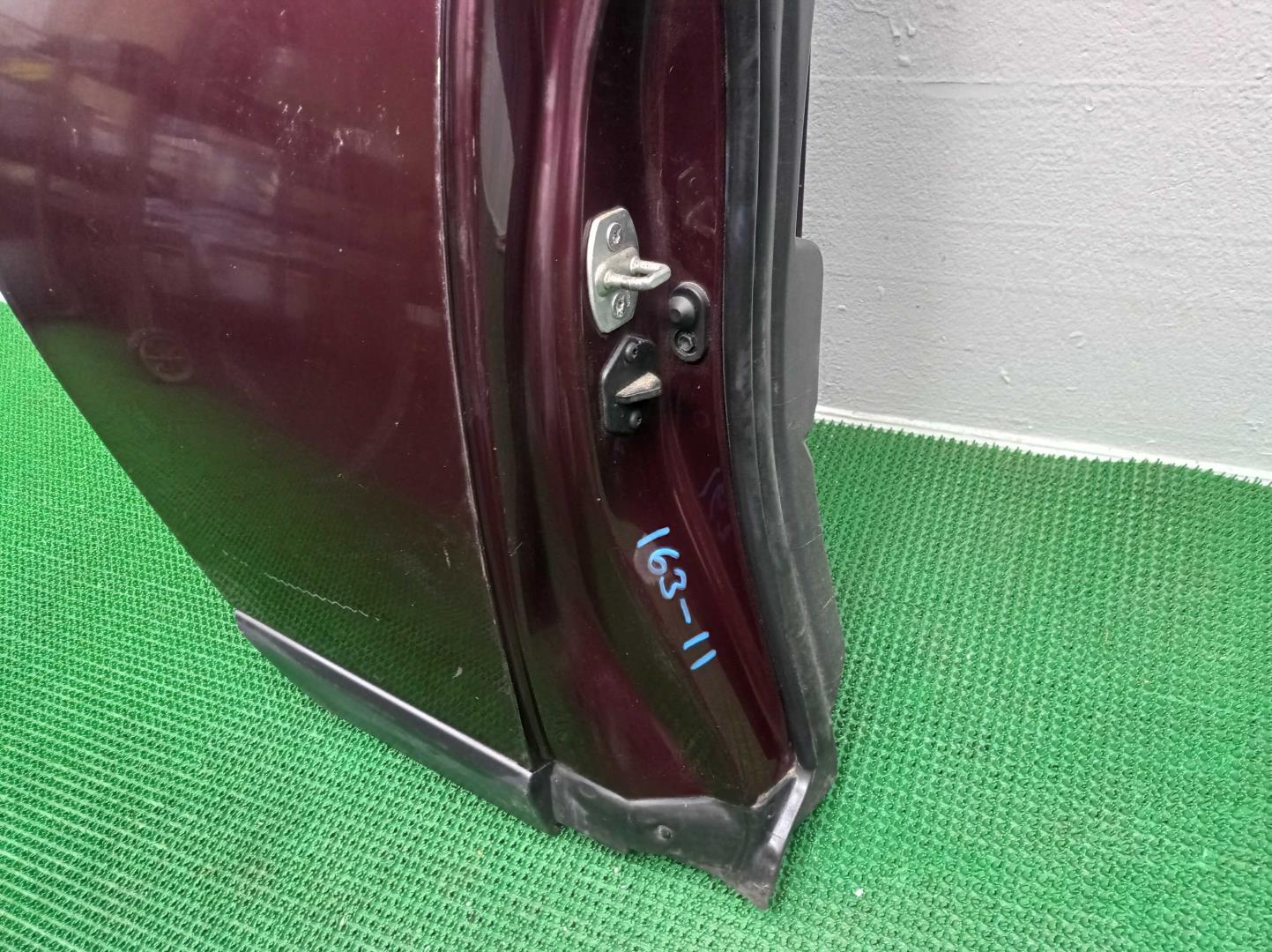 Дверь задняя правая