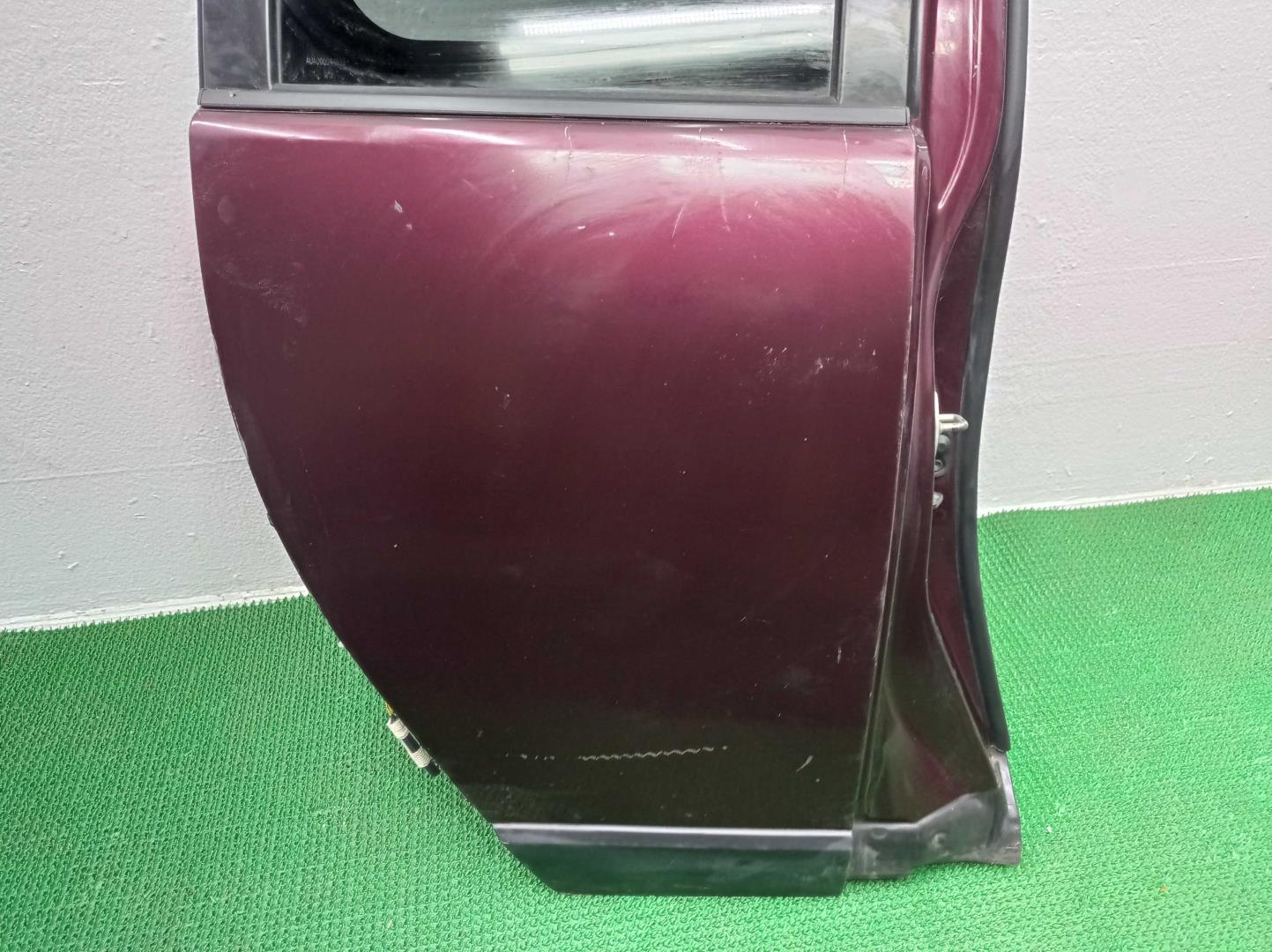 Замок двери задней правой