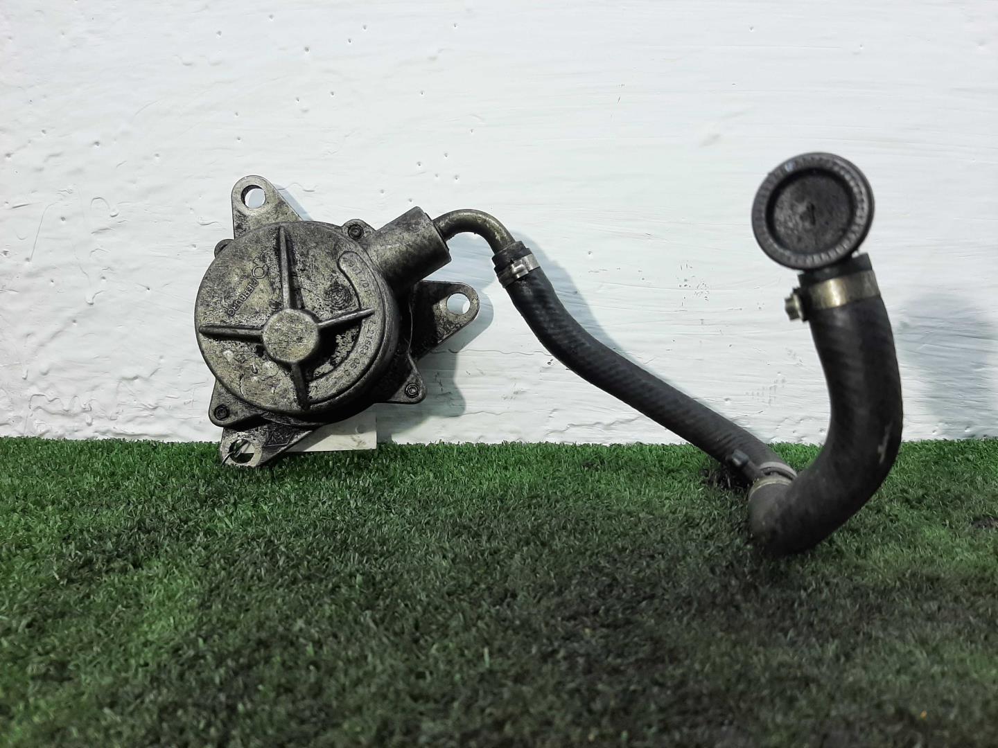 Насос вакуумный