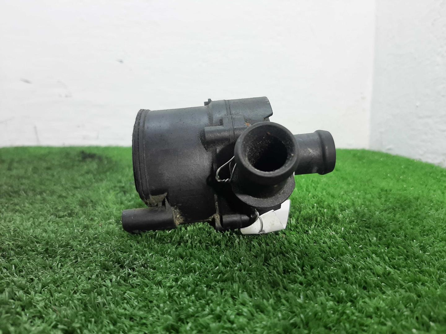 Насос электрический (доп.помпа)