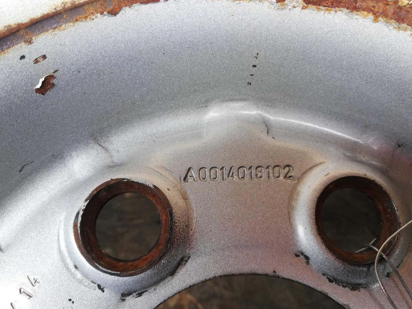 Диск колесный штампованный стальной