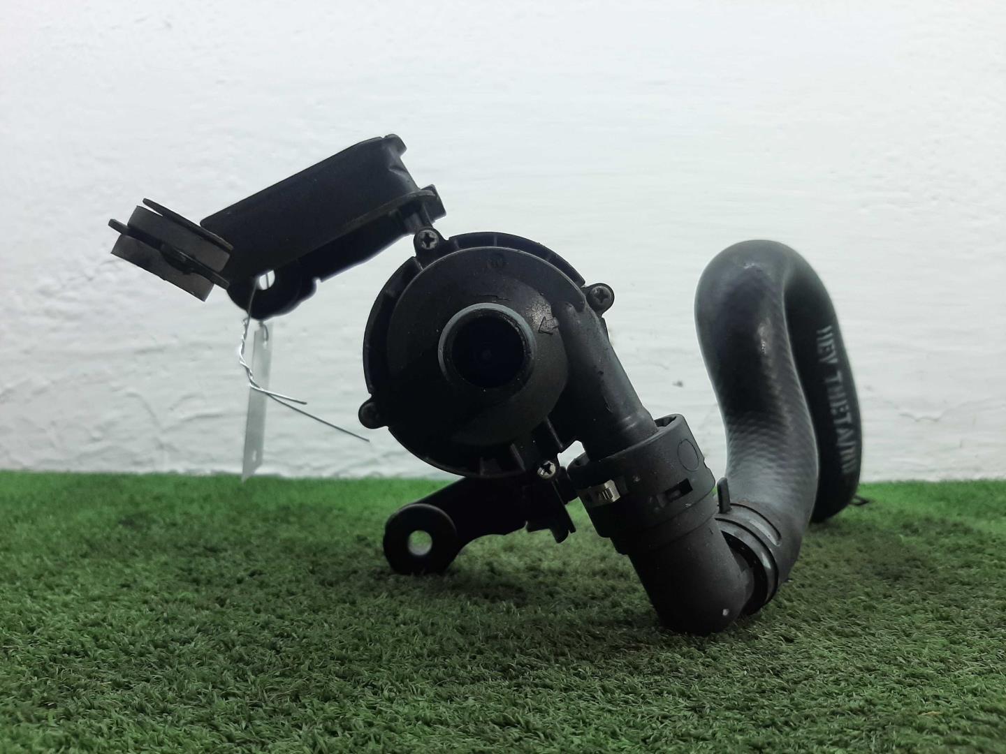 Насос водяной (помпа)