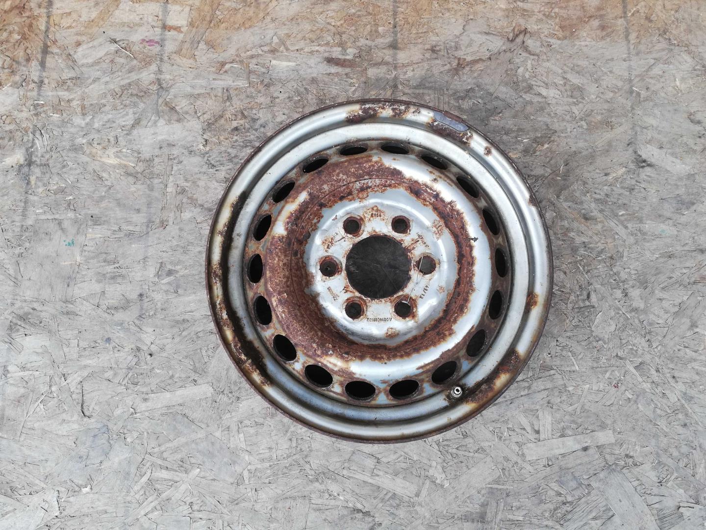 Диск колесный штампованный стальной