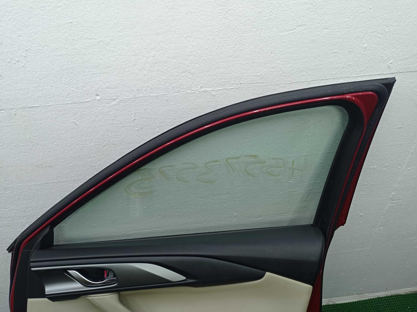 Дверь передняя правая