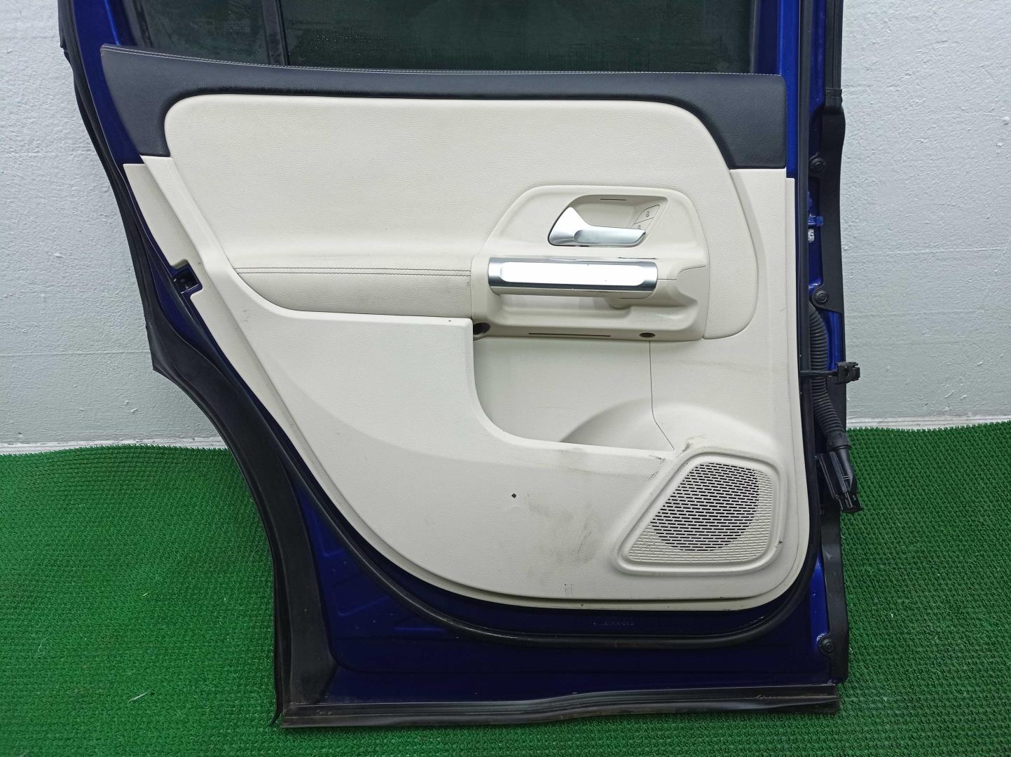 Ручка двери задней наружная левая