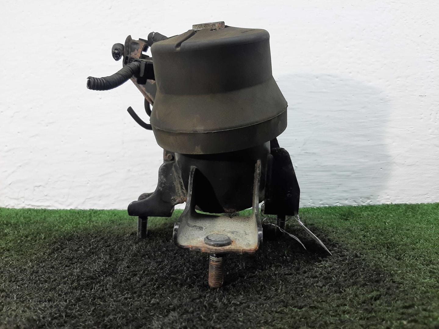 Опора двигателя