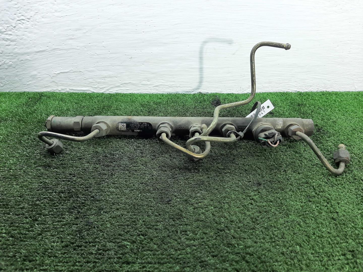 Рейка топливная (рампа)