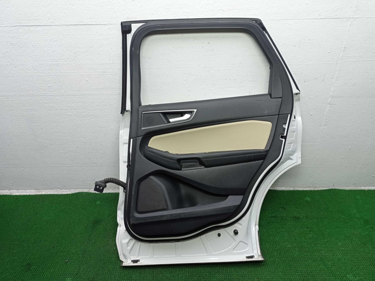 Ручка двери задней наружная правая