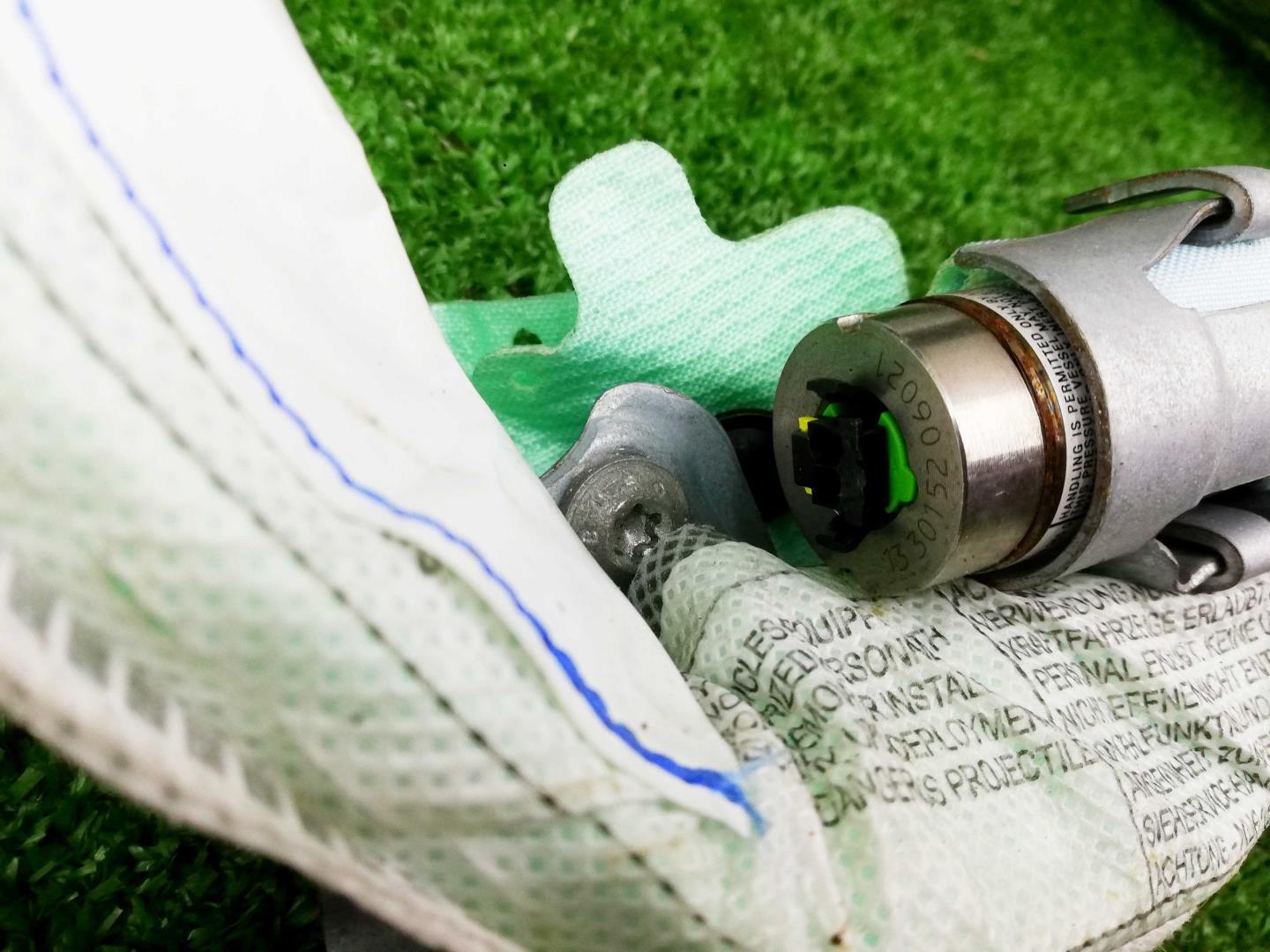 Подушка безопасности боковая (шторка)