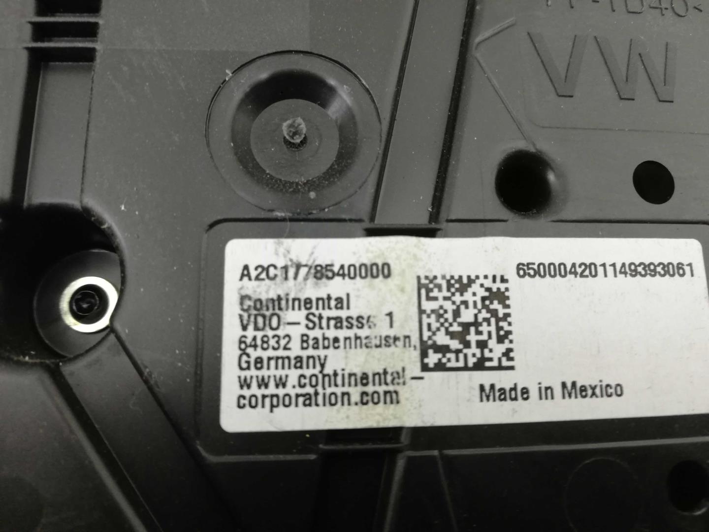 Панель приборов