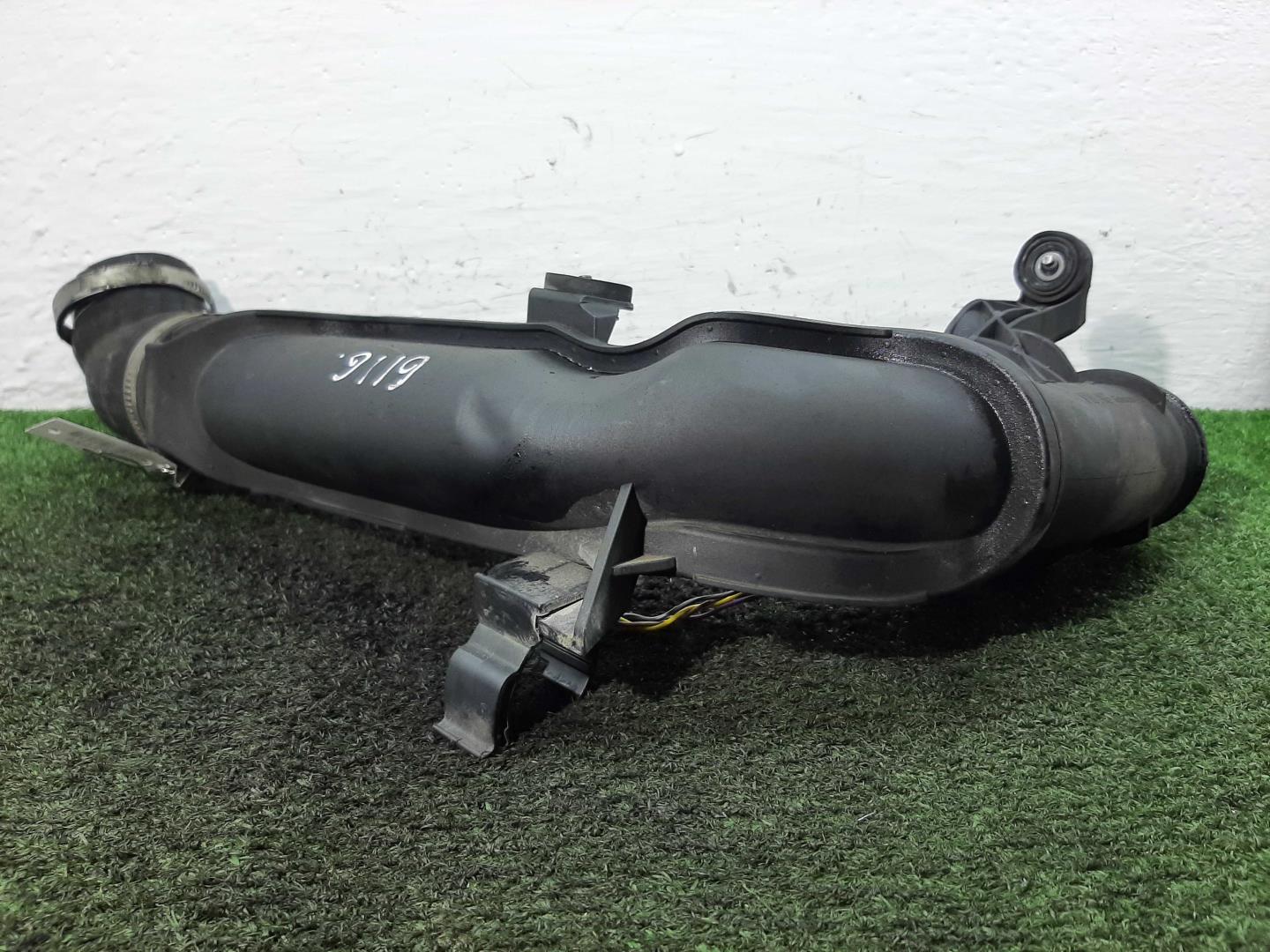 Патрубок интеркулера