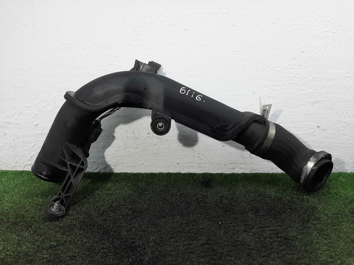 Патрубок интеркулера