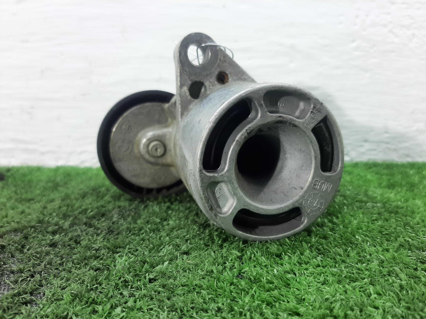 Натяжитель ремня